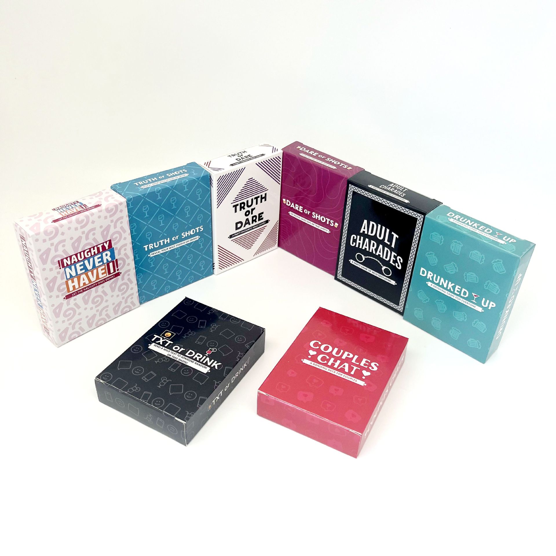 Board Game Unmatched - 「真実か挑戦か」という名前のある、様々なパーソナライズされた質問が入った、セクシーなデートや酔っ払いのカップルに最適な、複数バージョンのアダルト向けパーティーボードゲームセット「ドリンクカードゲーム」。