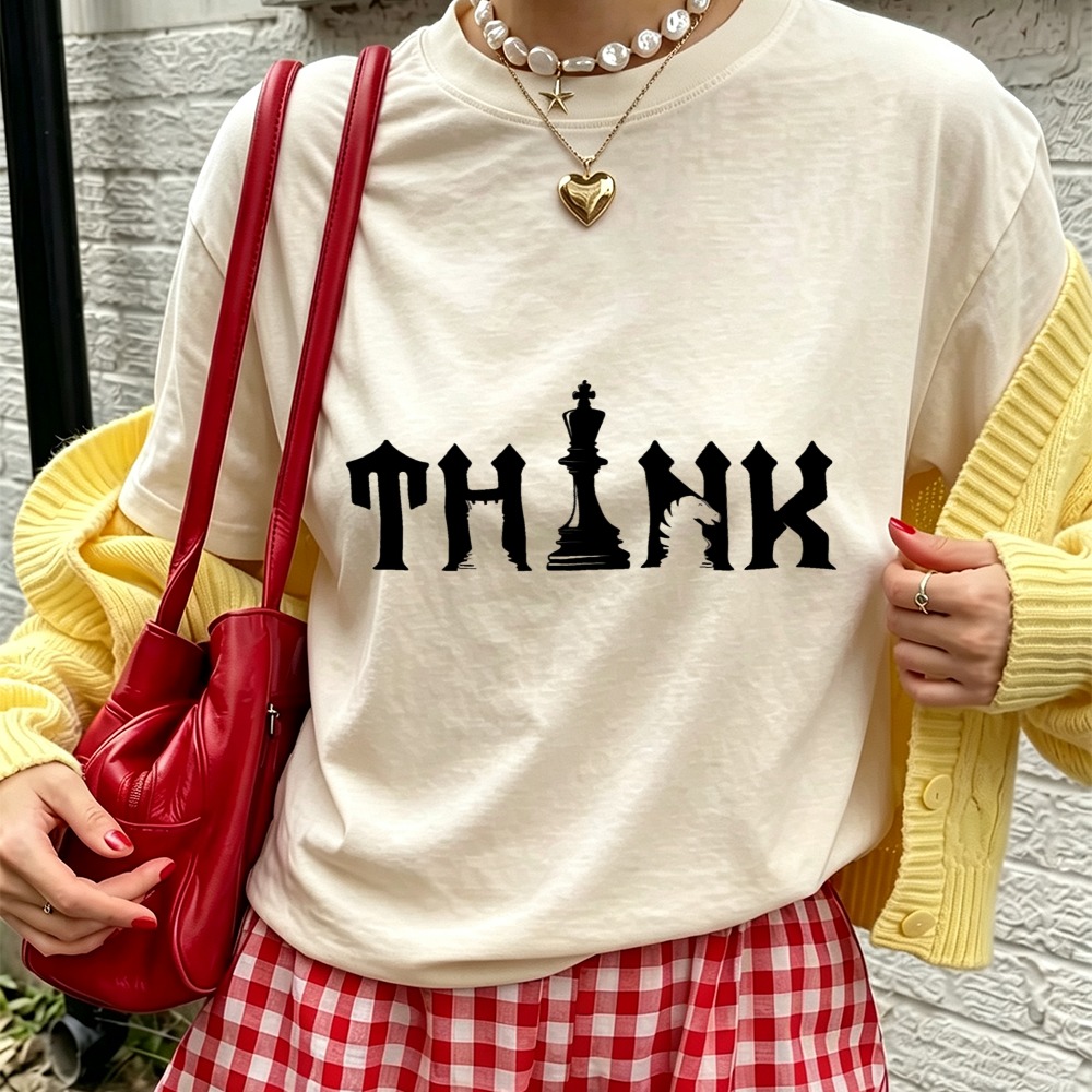 Board Game Font - 思考する人のためのチェスキングピースグラフィックTシャツ メンズ レトロゴシックフォント コットンTシャツ チェス思想家 ボードゲームファン